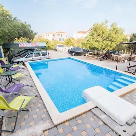 Fidelis - Two Bedroom With Terrace And Garden View 7 * Τρογκίρ